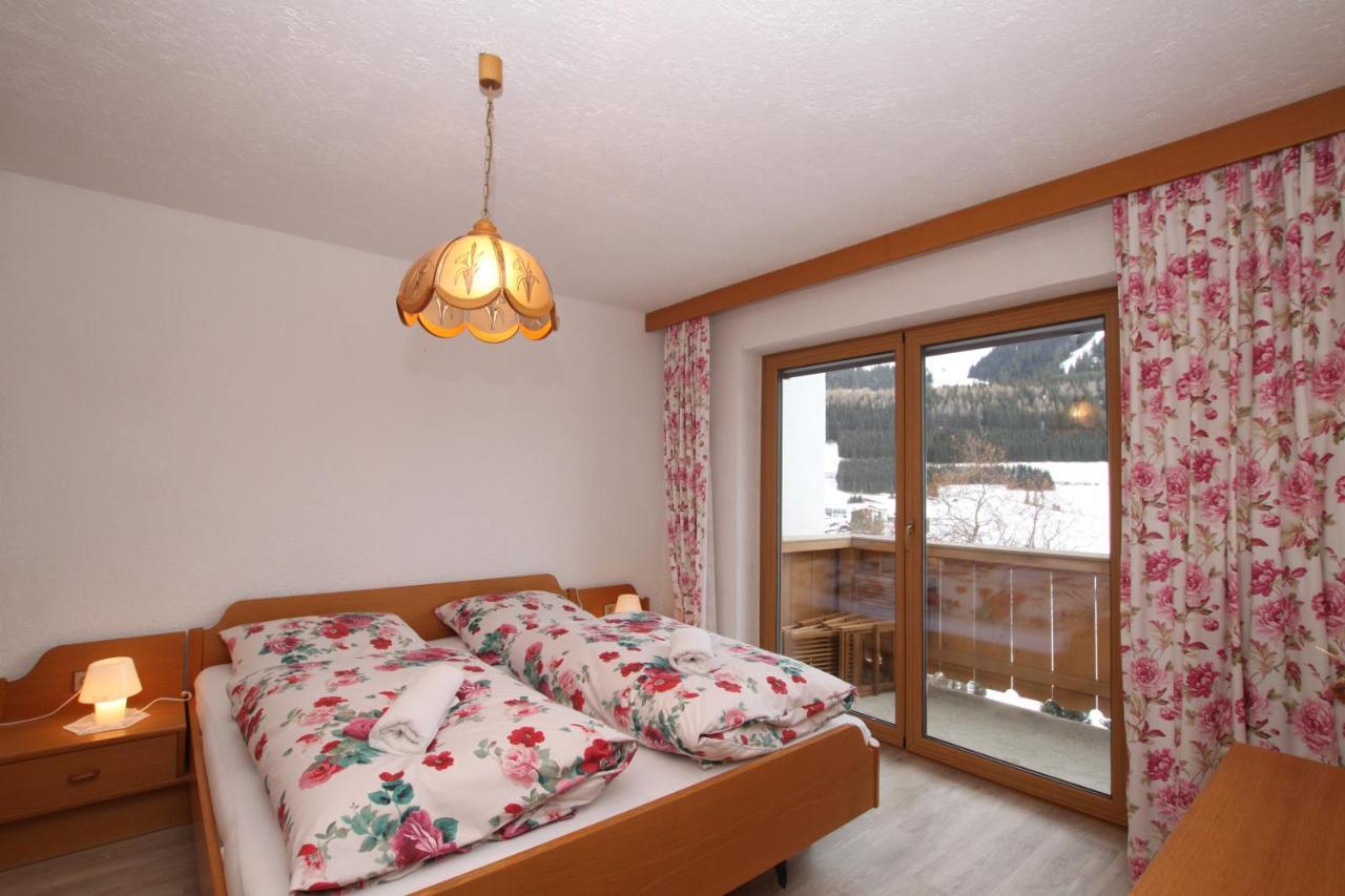 Haus Schoene Aussicht Berwang Exterior foto